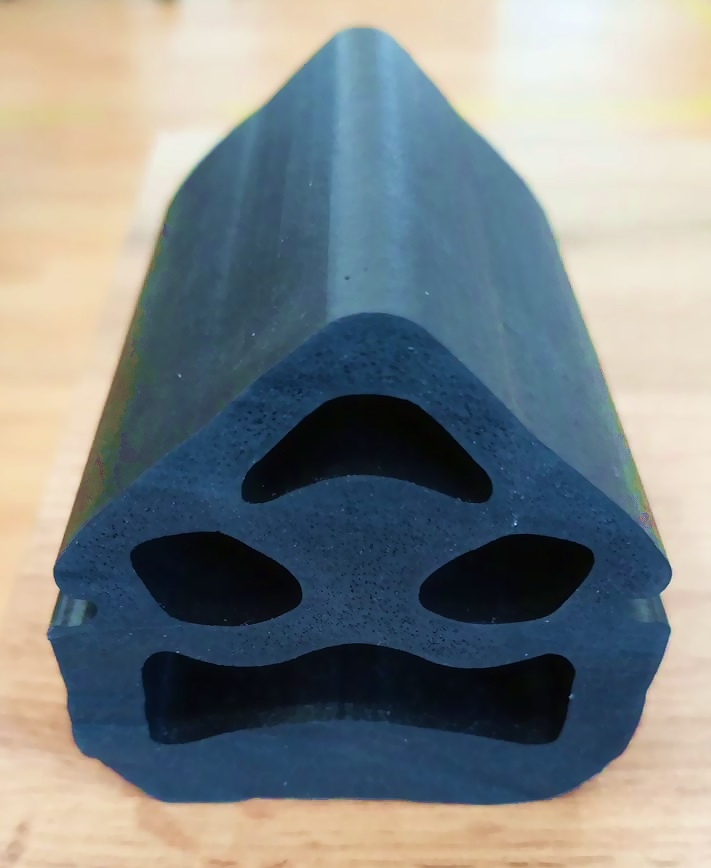 Cat профиль Люковая